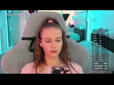 -VikkiL0vesCheese-