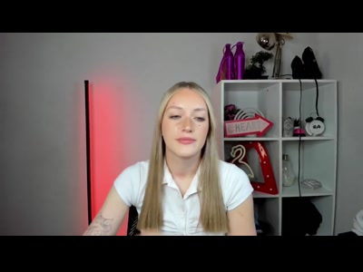 EvelynBlond