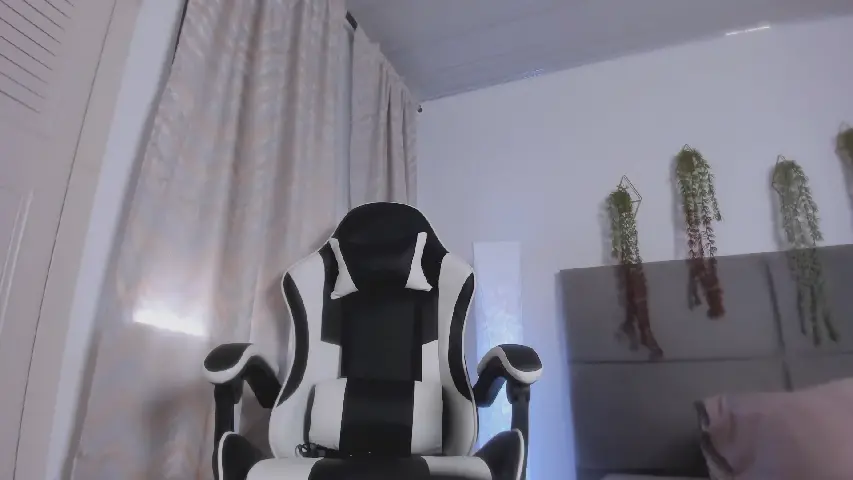 Preview of JulietaSnnow