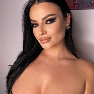 Alliana_Joy avatar