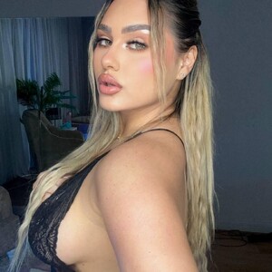 AnastasyaNoir avatar