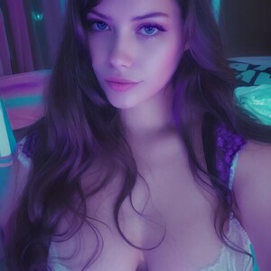 April avatar