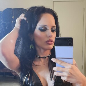 Blackvelvet66 avatar