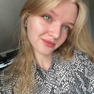 BlondeVixen_A avatar