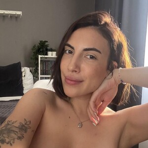 BlossomBae avatar