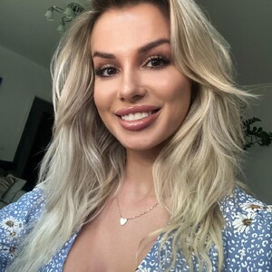 CorneliaBaby avatar