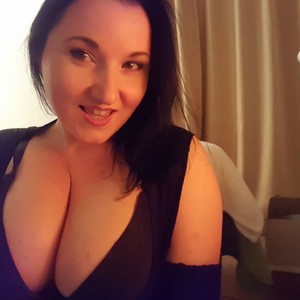 EliseBliss69 avatar
