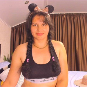 ErikaGold avatar