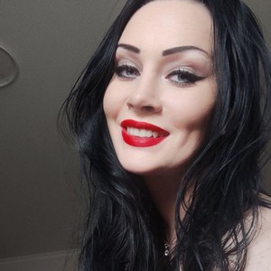 HelenMoore_ avatar
