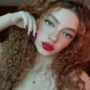 Isabela_mfc avatar