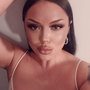 IvoraBlake avatar