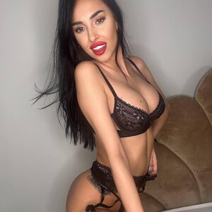 KairaAndrews avatar