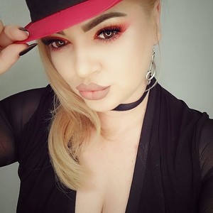 Katrinaa_ avatar