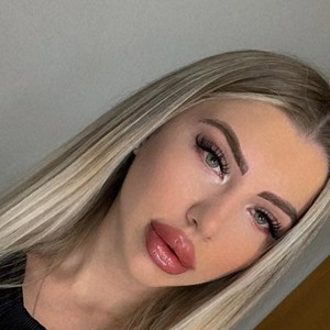 Megan_Ros avatar