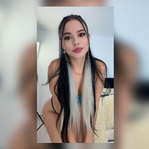 Melanyrouse_ avatar