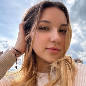 MercedesRobin avatar