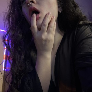Miah_Peach avatar