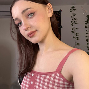 MikaMaez avatar