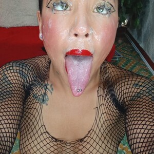 Miss_vaiolete avatar