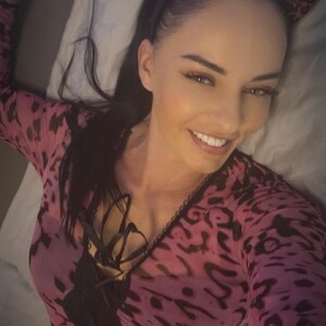Nicole69 avatar
