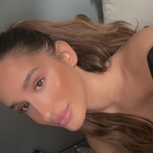 Nikole18 avatar