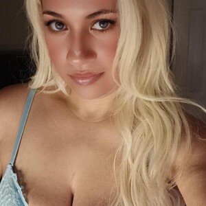 PrincessElle1 avatar