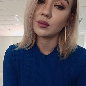 QueenBlondee avatar