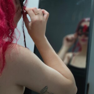 ScarlettBloom avatar