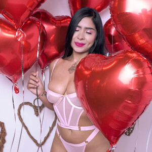 Sharlottelws avatar