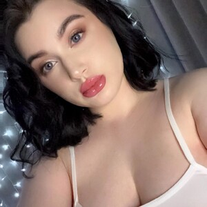 SofiKittyy avatar