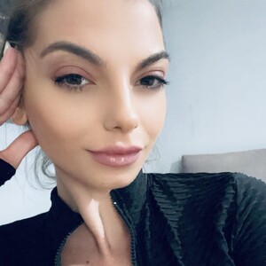 SweetBeea avatar