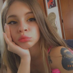 UrScarlett avatar