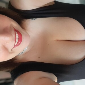 Valery_adams1 avatar