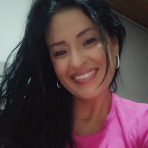 WomanLovely avatar
