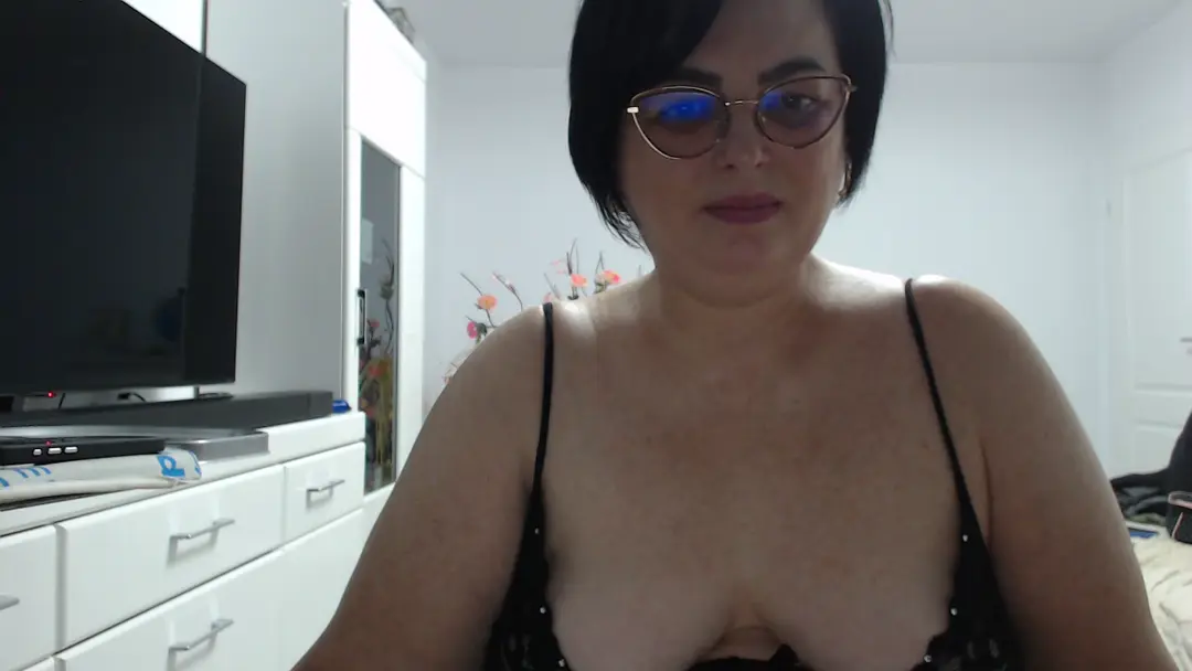 Emyllywhite